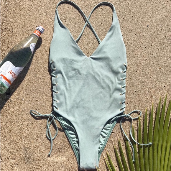 High & Mighty One Piece - Reef Green - Picture 7 of 8